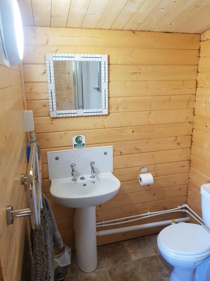 Country Bumpkin - Romantic Couples Stay In Oakhill Cabin Εξωτερικό φωτογραφία